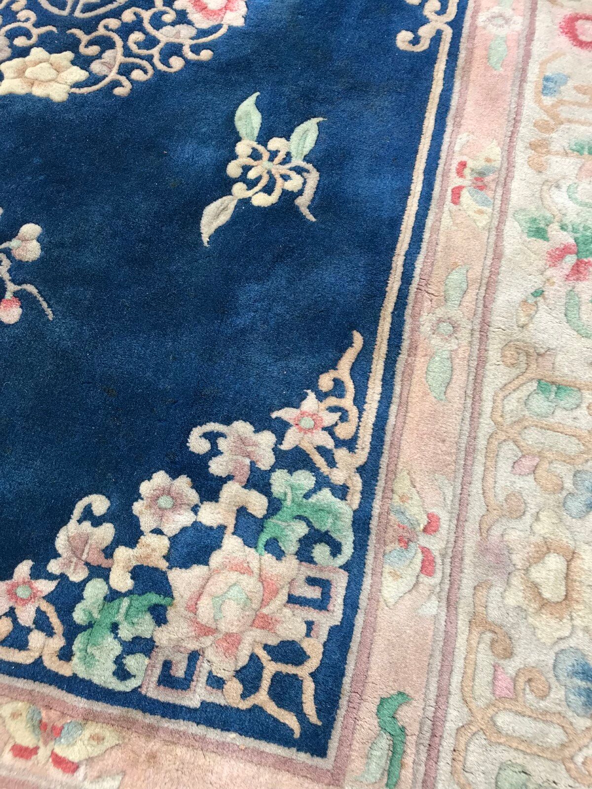 Chinese carpet  vintage 140 x 200 cm