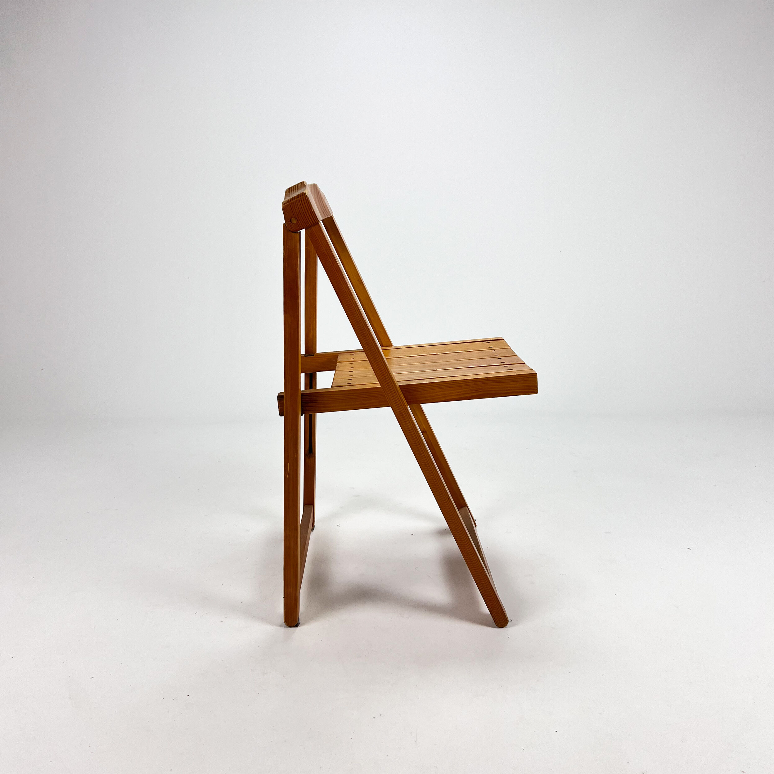 Set of 4 Italian Birchwood Folding Chairs, 1970s