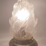 Lampe globe flamme