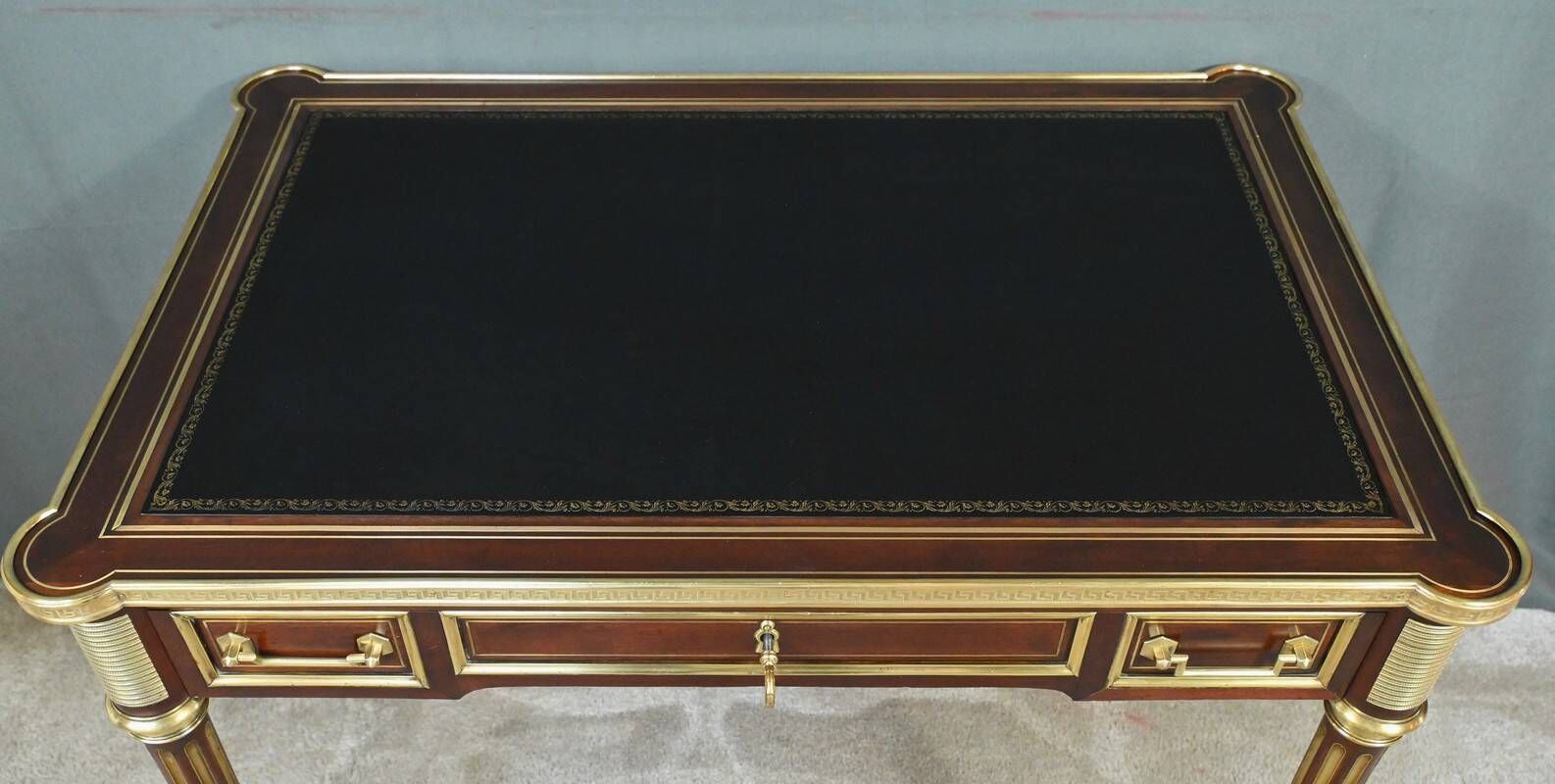 Small Louis XVI style mahogany desk, Napoleon III period – Mid-19th century