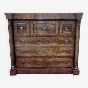 Victorian chest of drawers nineteenth in mahogany