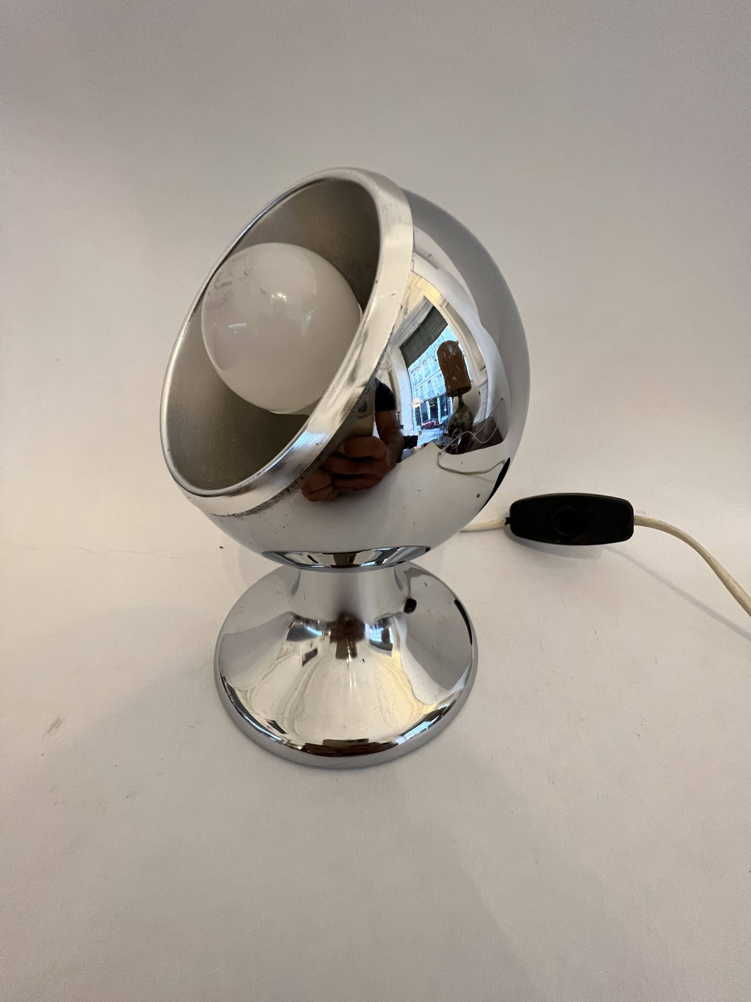 Table lamp design 1970 eyeball.