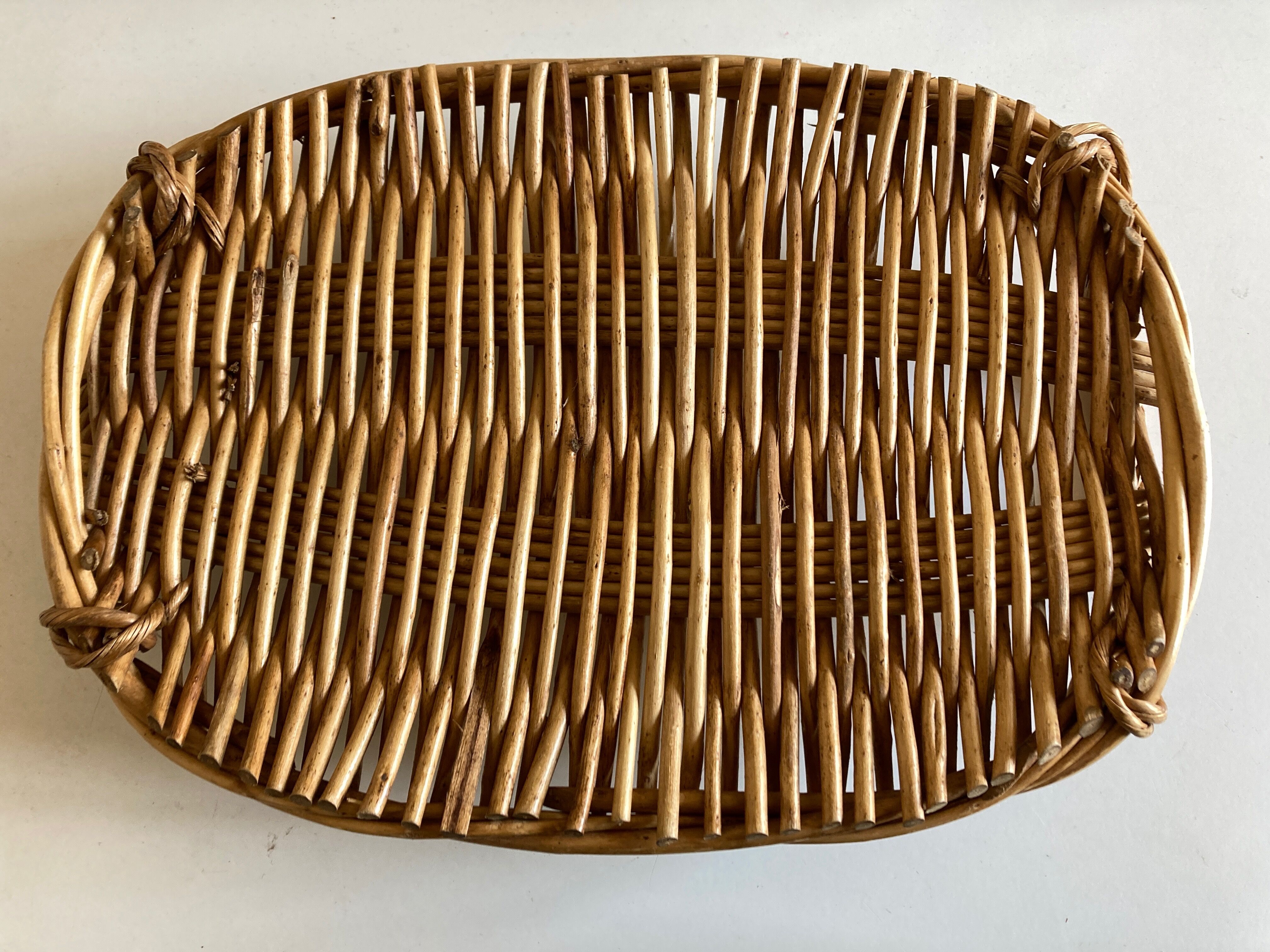 Wicker top 1960
