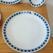 Service 4 dishes Thomas