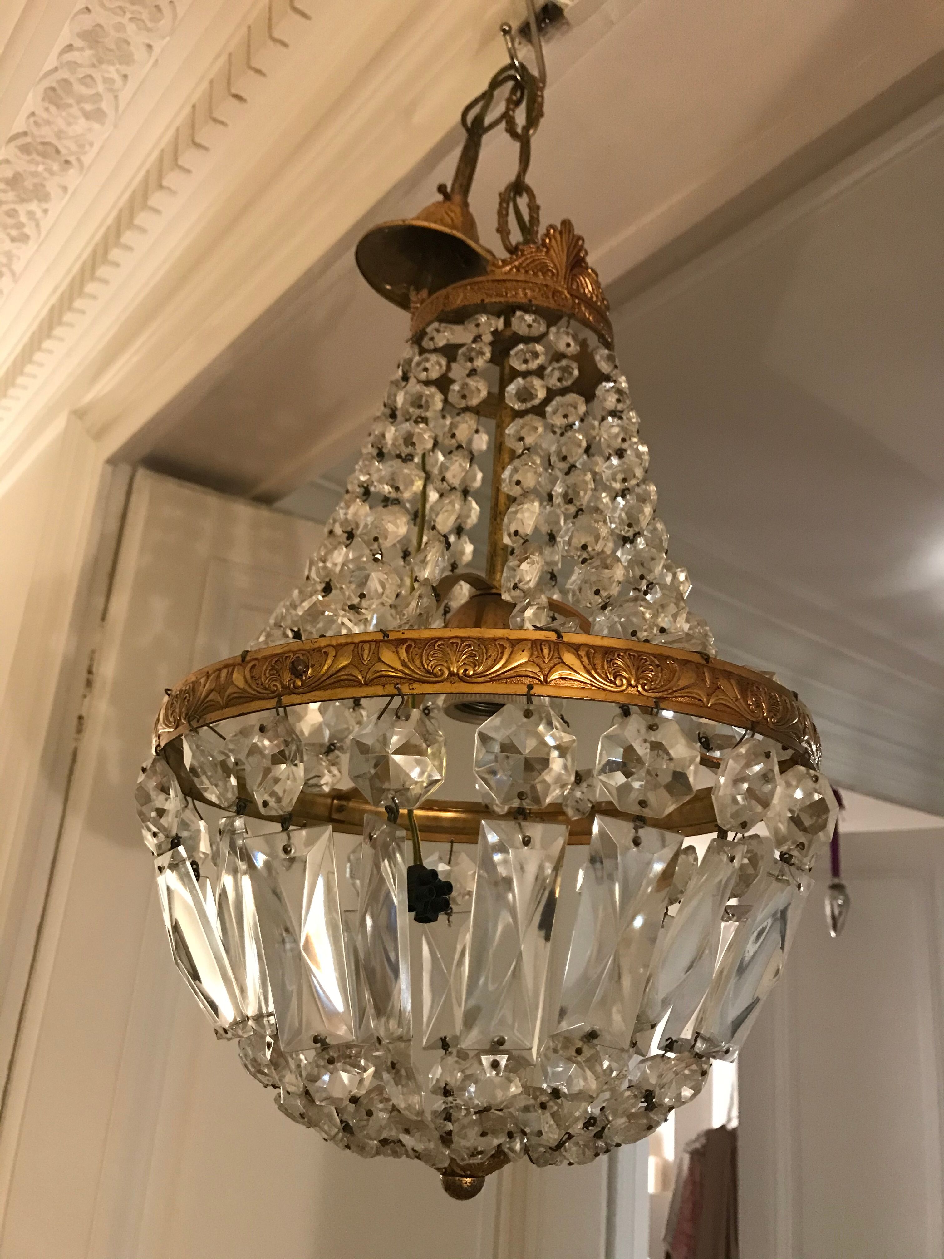 Lustre montgolfière à pampilles laiton et verre