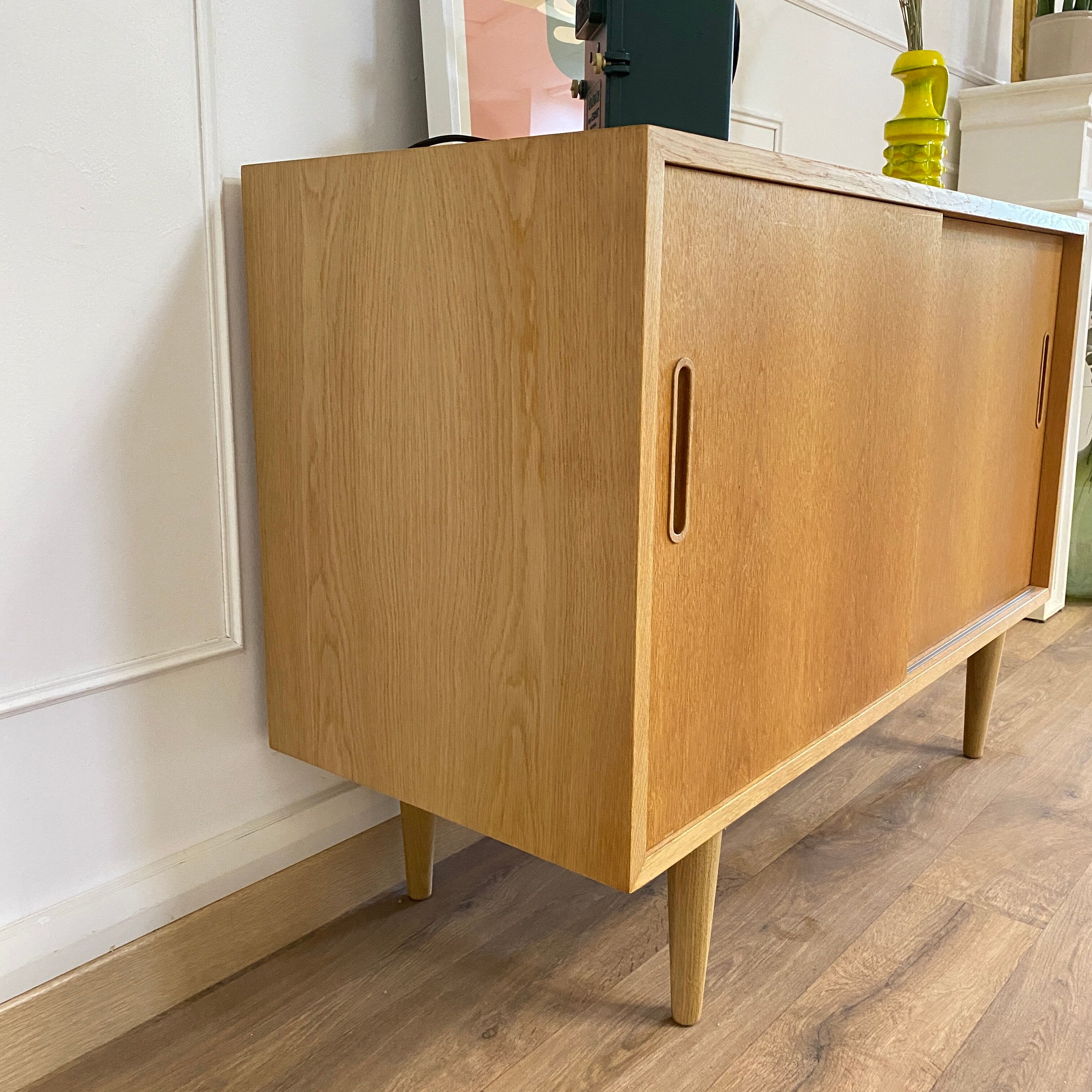 Buffet by Poul Hundevad 1970