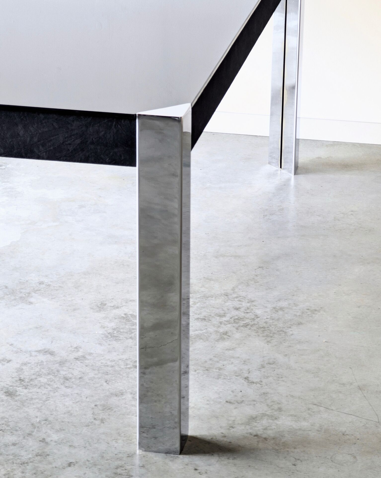 Vintage Tucroma table, Guido Faleschini for Mariani Hermes, 1970.