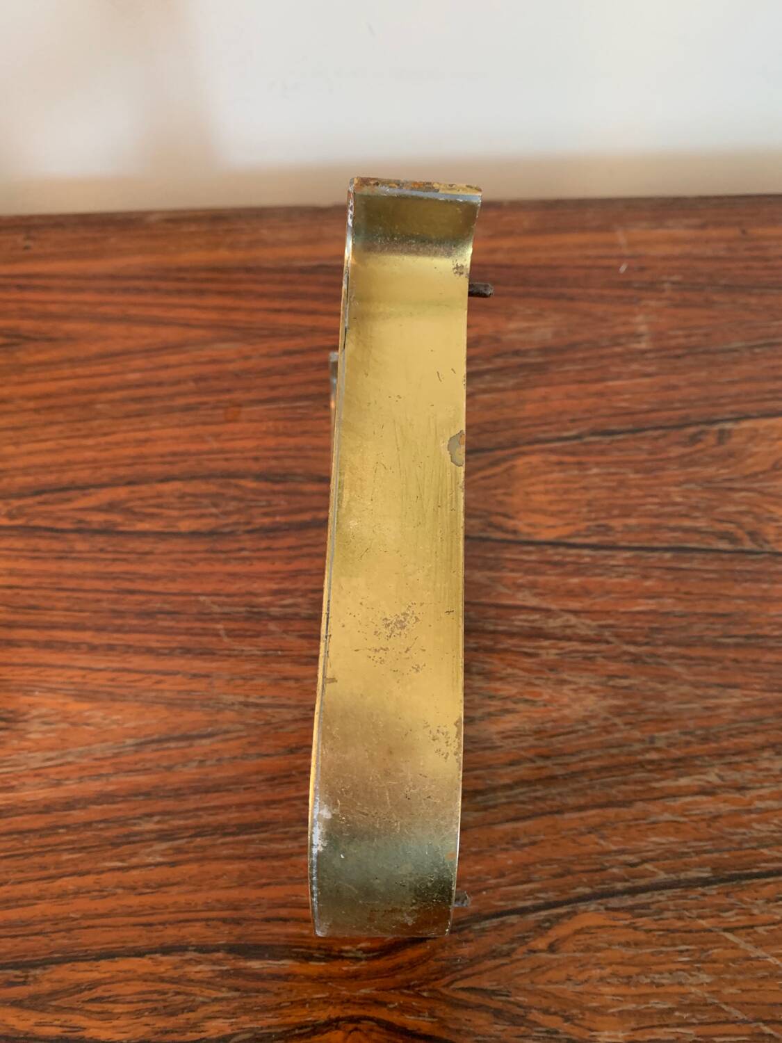 Golden sign letter “U”