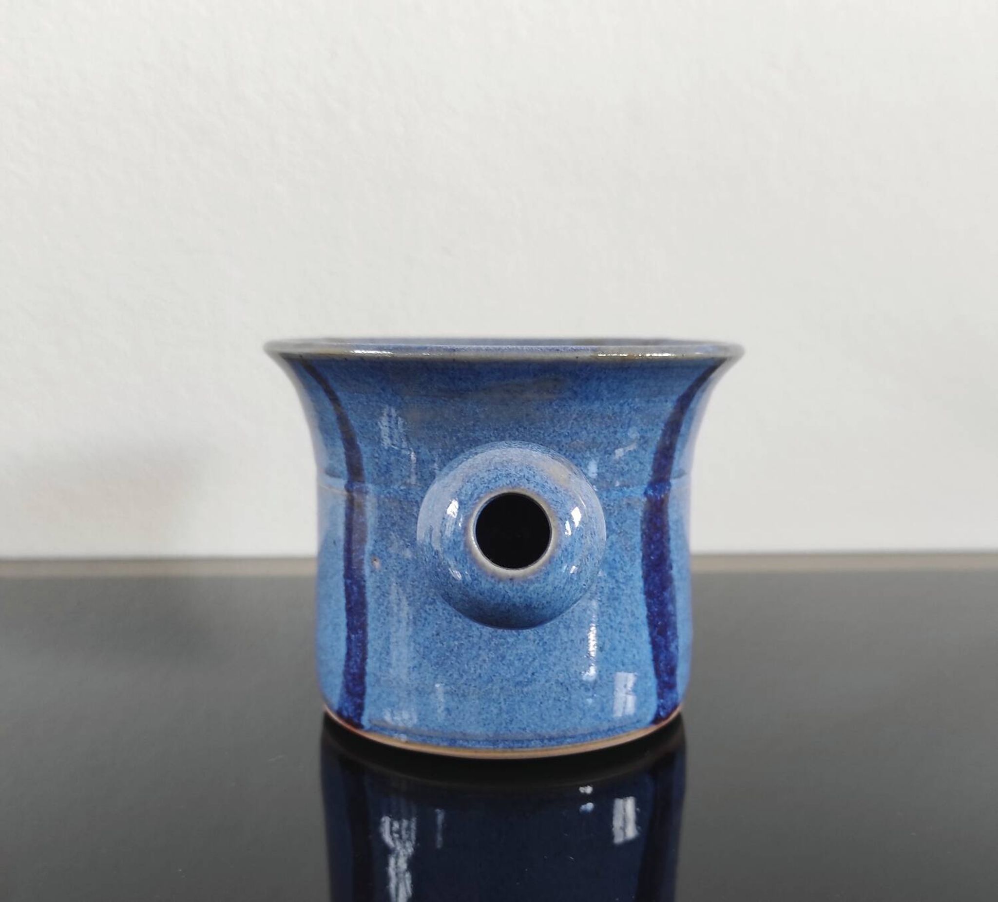 Tasse /  bolle vintage en grès émaillé, signé