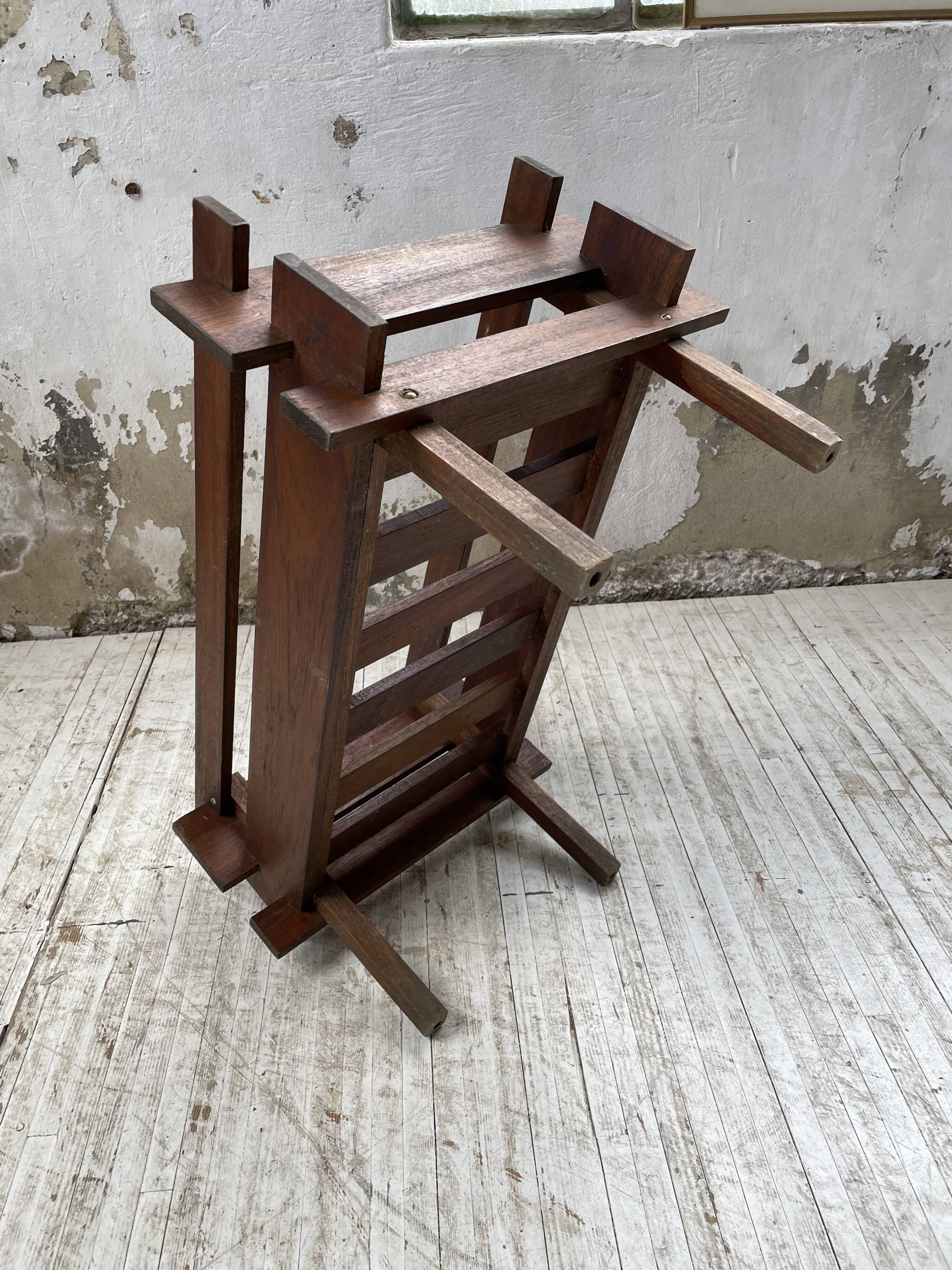 Small modernist oak planter from the 1950s
