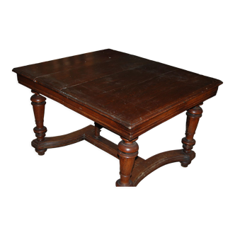 Dining room table