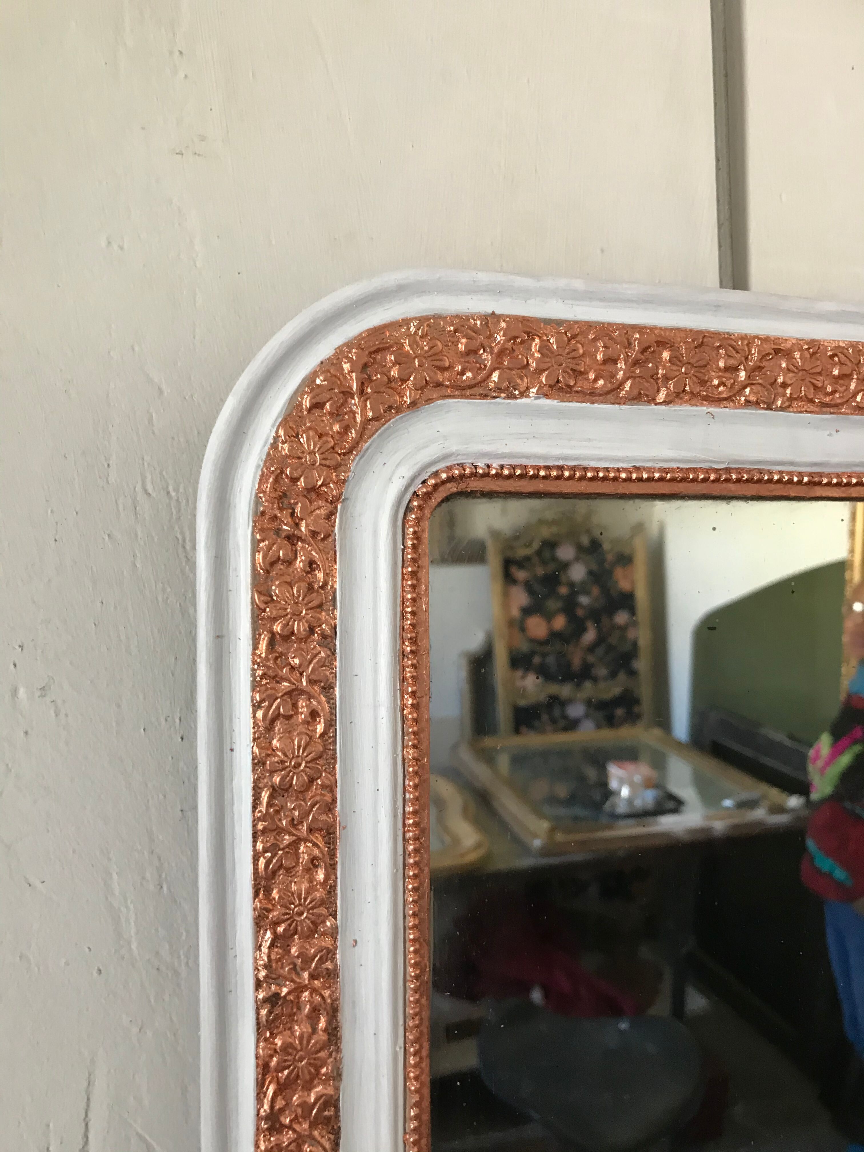 Mirror Louis-Philippe gilded with leaf, 37 x 31 cm