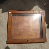 Collector's showcase jewelry wooden collector's item with keys