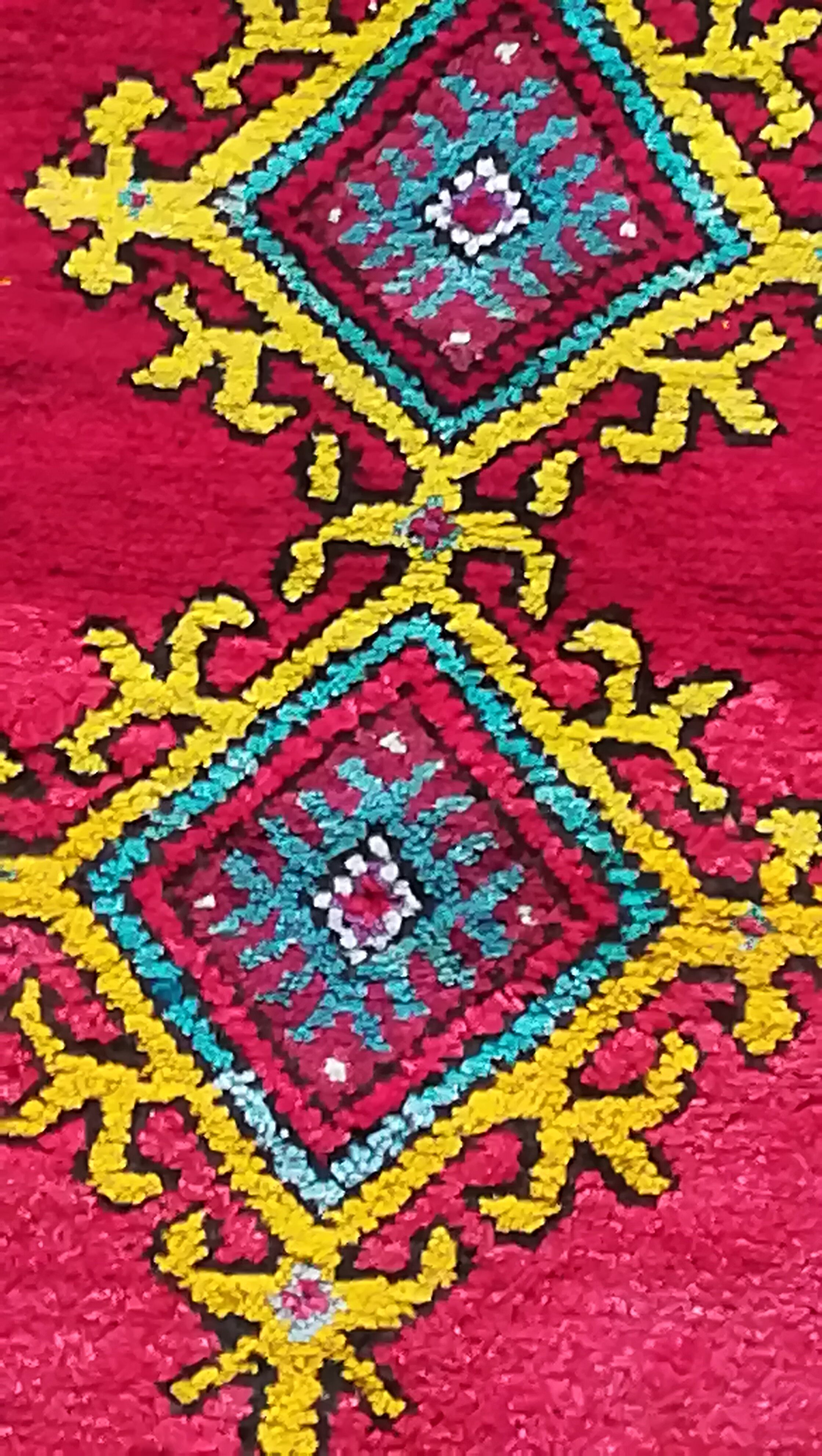 Algerian South vintage carpet 95 x 162 cm