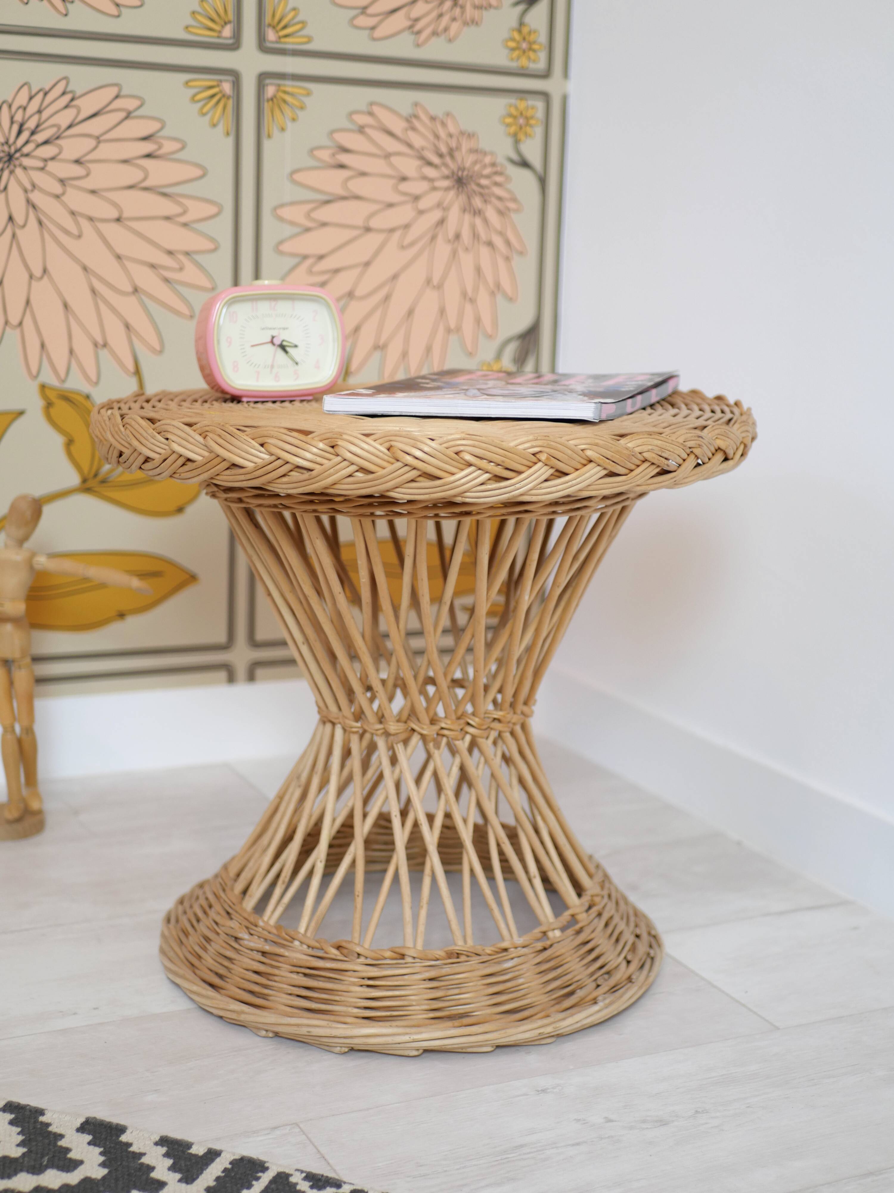Table d'appoint vintage en osier