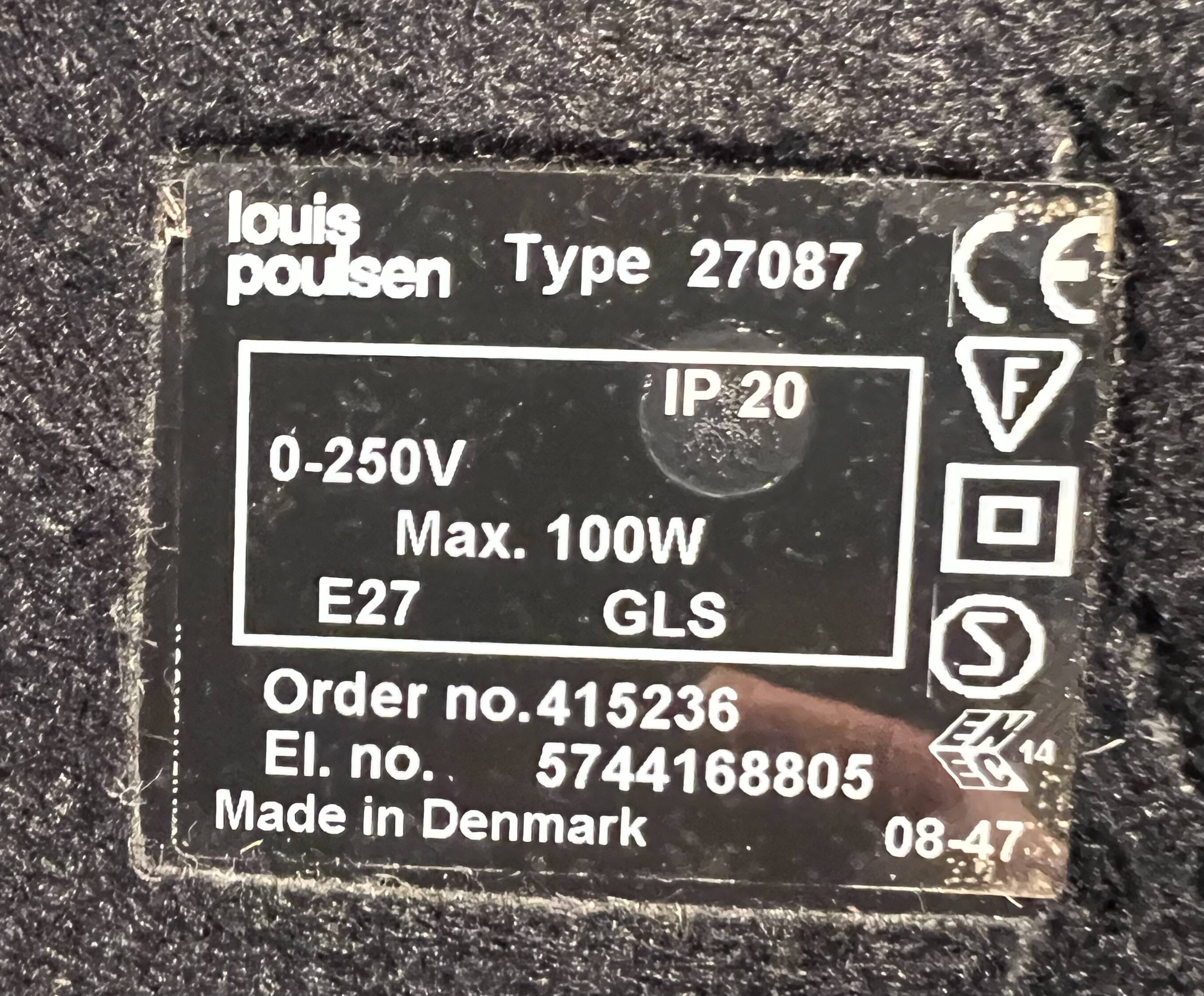 PH 2/1 Table Lamp Limited Edition In Dusty Terracotta By Poul Henningsen