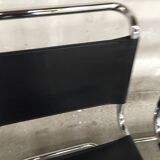 Set of 4 black leather chairs by Ludwig Mies Van Der Rohe