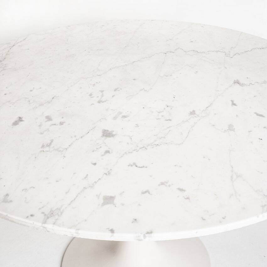 Vintage table with tulip base in white marble and Grosfillex base. France, 1960s