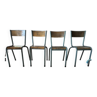 4 chaises d'école