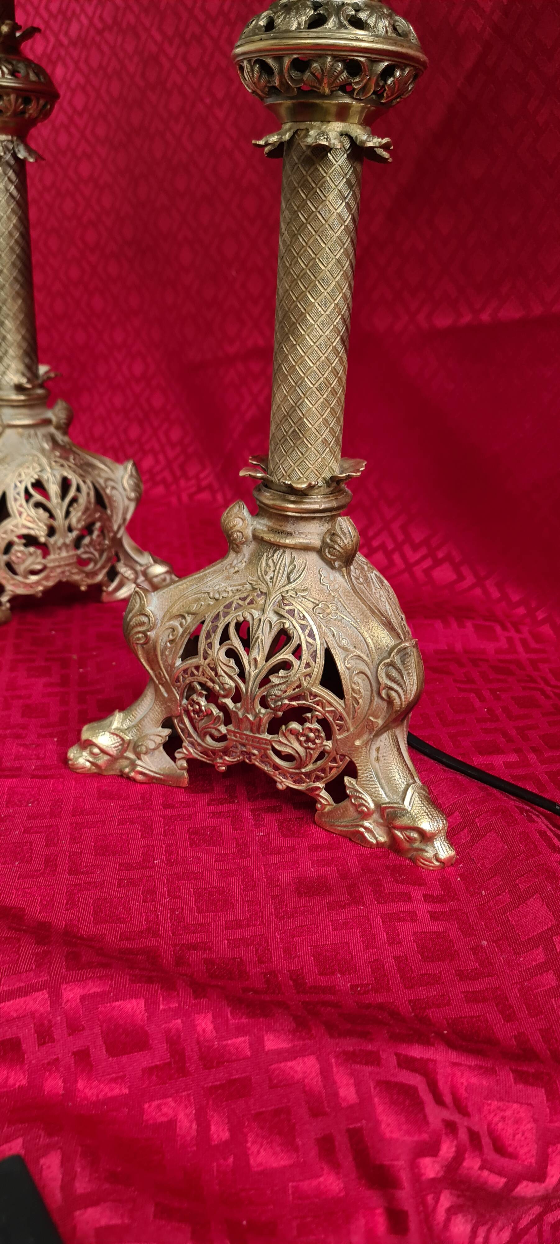 Pair of 18th century chiseled bronze lamps