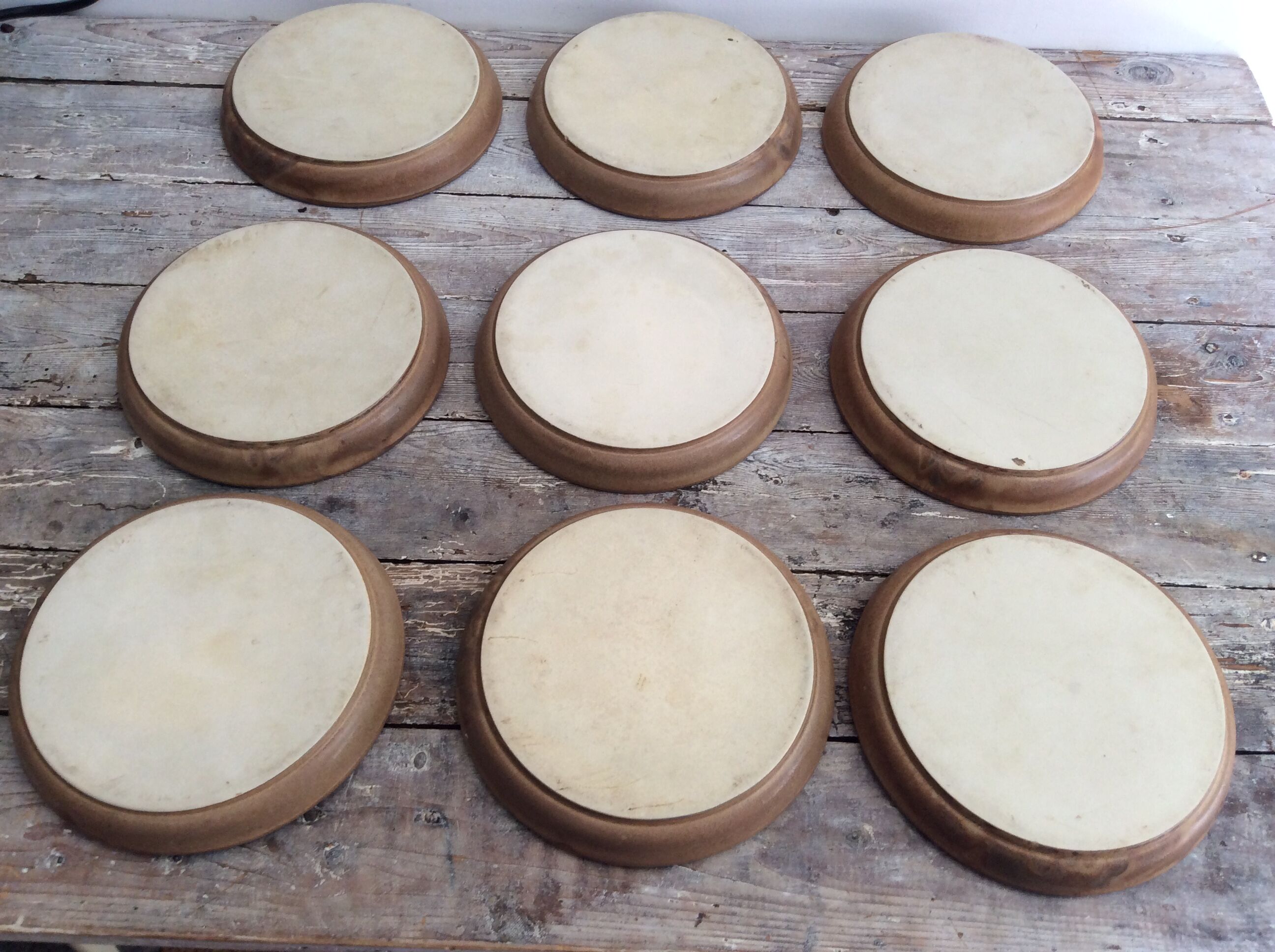 Series 9 sandstone plates