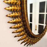 Miroir solaire vintage en métal doré 1960