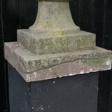 Pair of decorative elements for the tops of pilasters, blue stone, Louis XVI