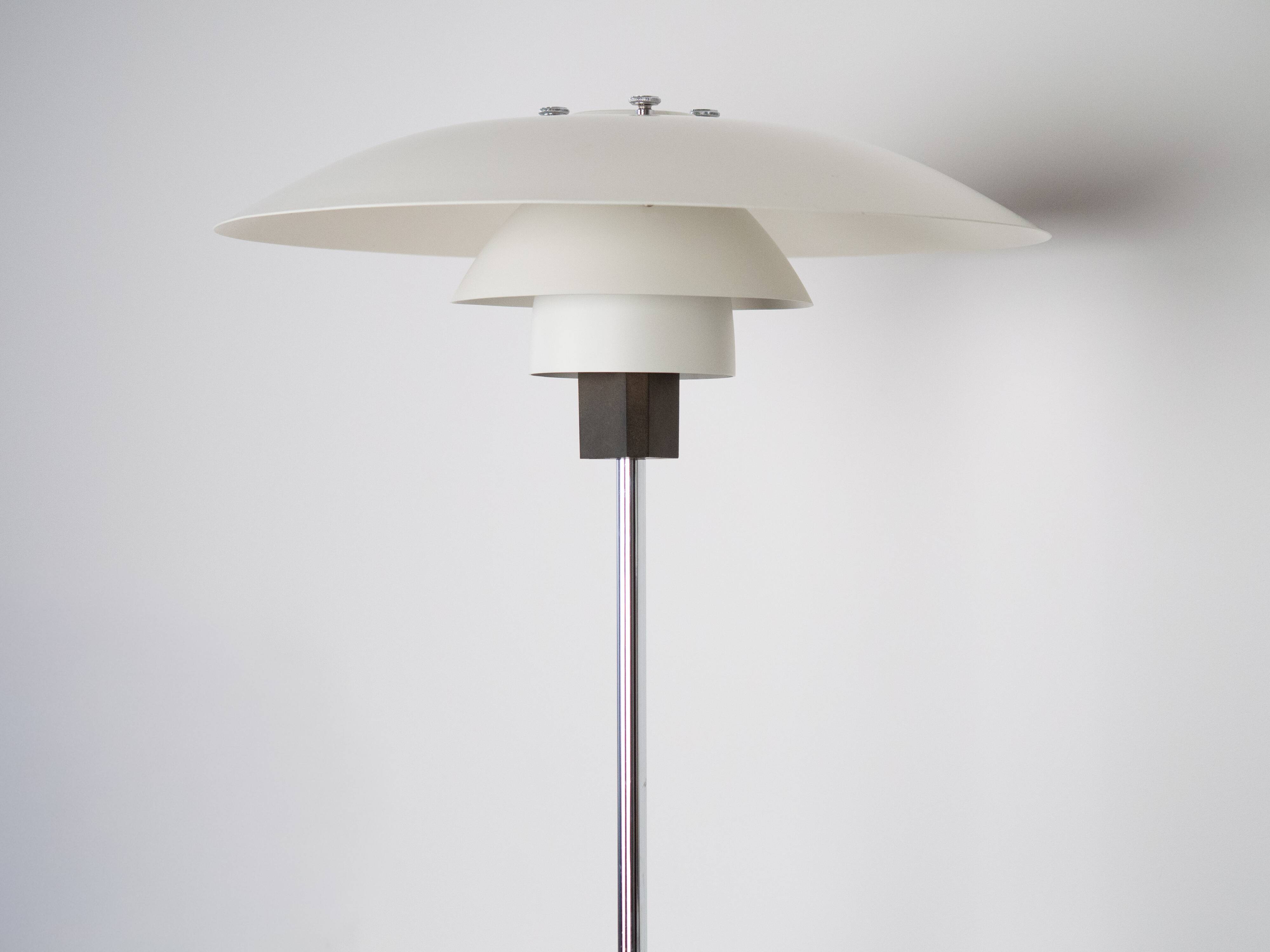 Lampe de table vintage danoise PH 4/3 par Poul Henningsen, Louis Poulsen, 1966