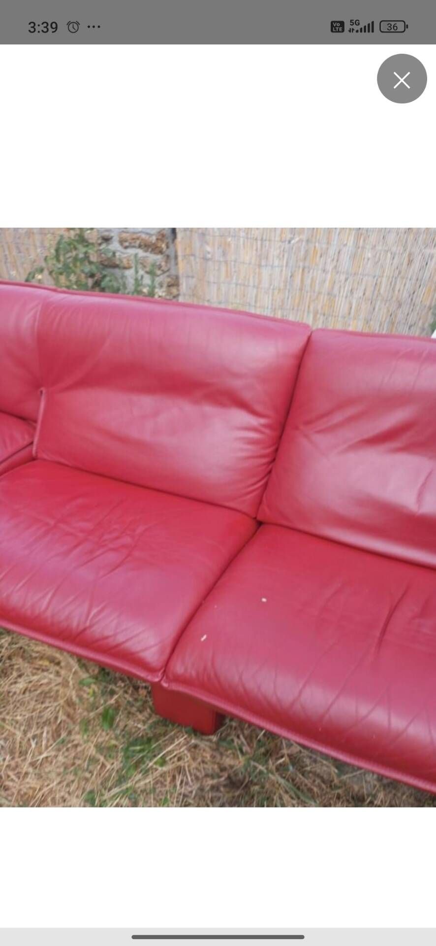 Three-seater sofa from the Italian brand Nicoletti Salotti (1980s).