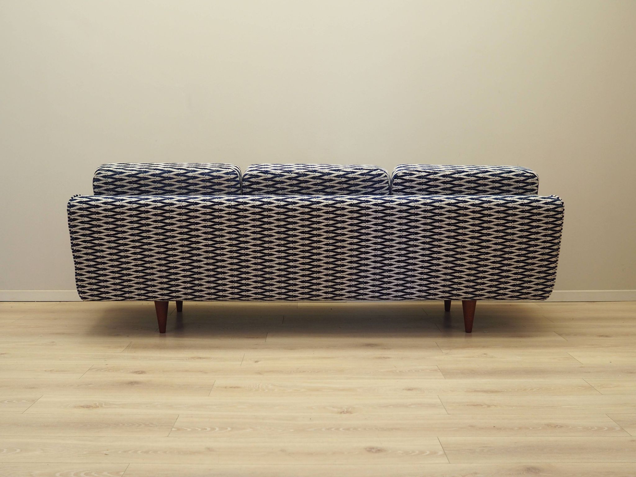 Canapé 3 places danois par Illum Wikkelsø, années 1960