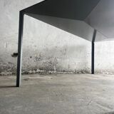 Grand 'Less' grey powder-coated aluminium dining table by Jean Nouvel for Tecno, minimalist 1990s