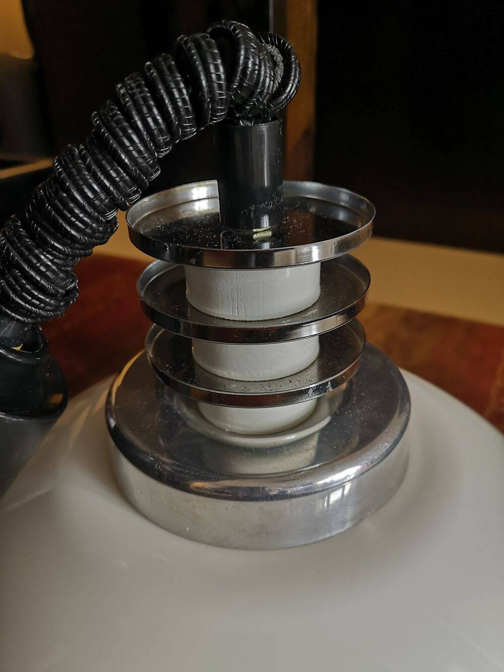 Suspension en polyméthacrylate mushroom - Années 1970