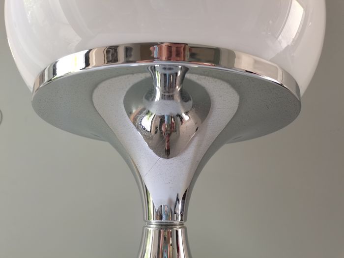 Mushroom lamp designed by Luciano Buttura for Harveiluce, 1968