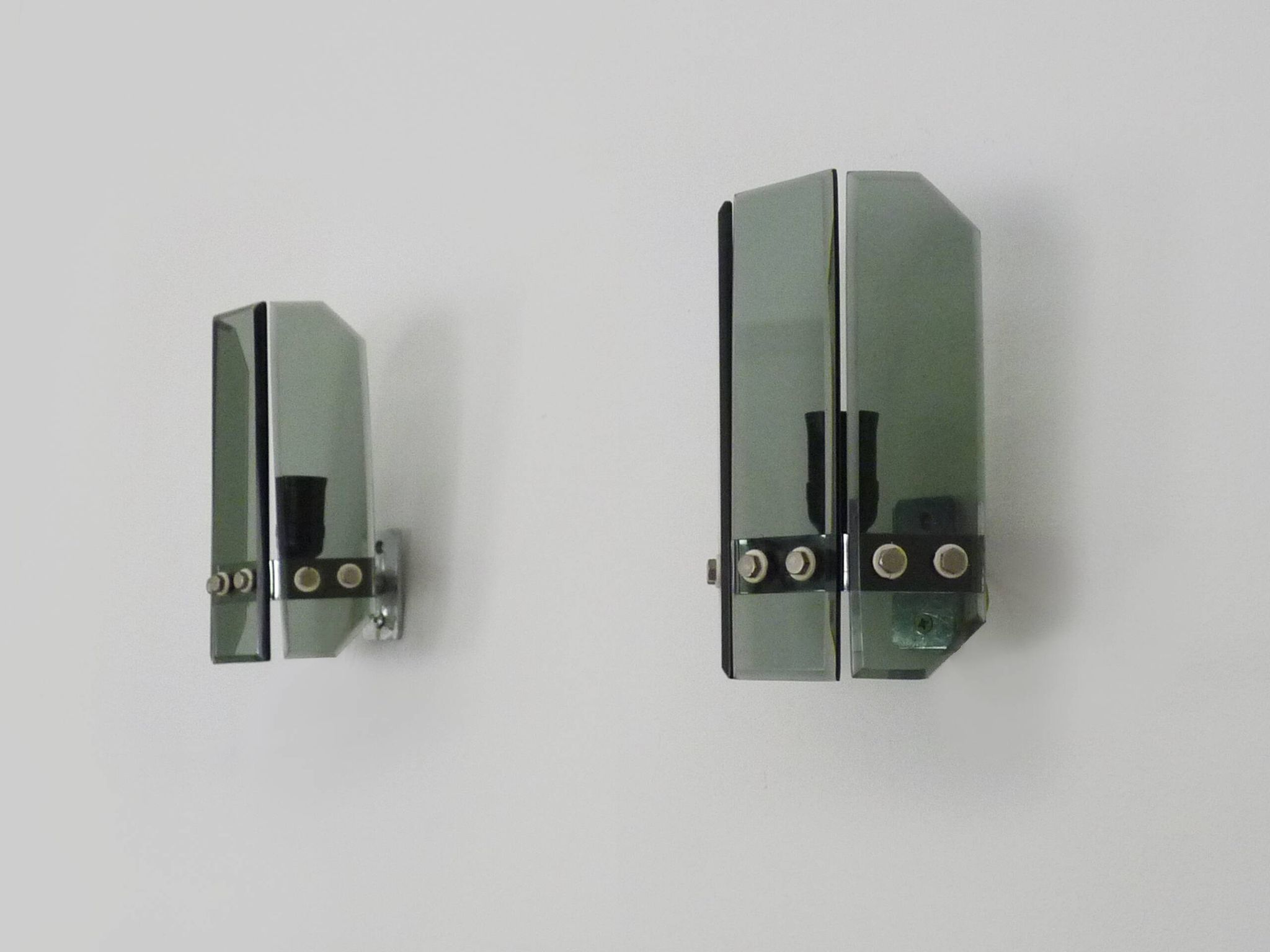 Pair of Italian wall lights in transparent blue-grey glass from the 70s
