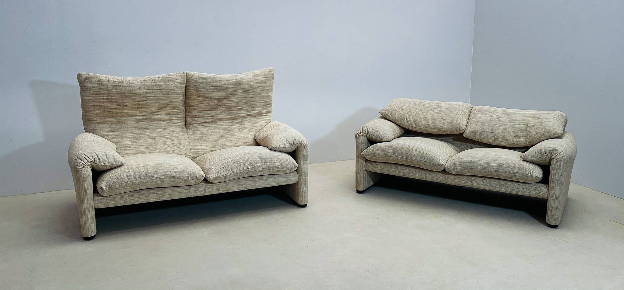 Maralunga 2-seater sofa by Vico Magistretti for Cassina