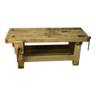 Carpenter's workbench, large model