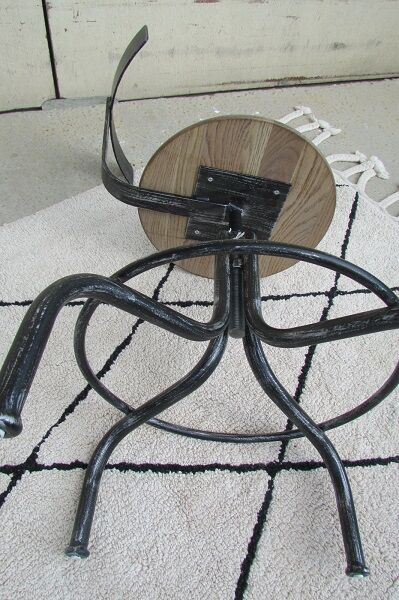 Chaise pivotante d'atelier, style indus