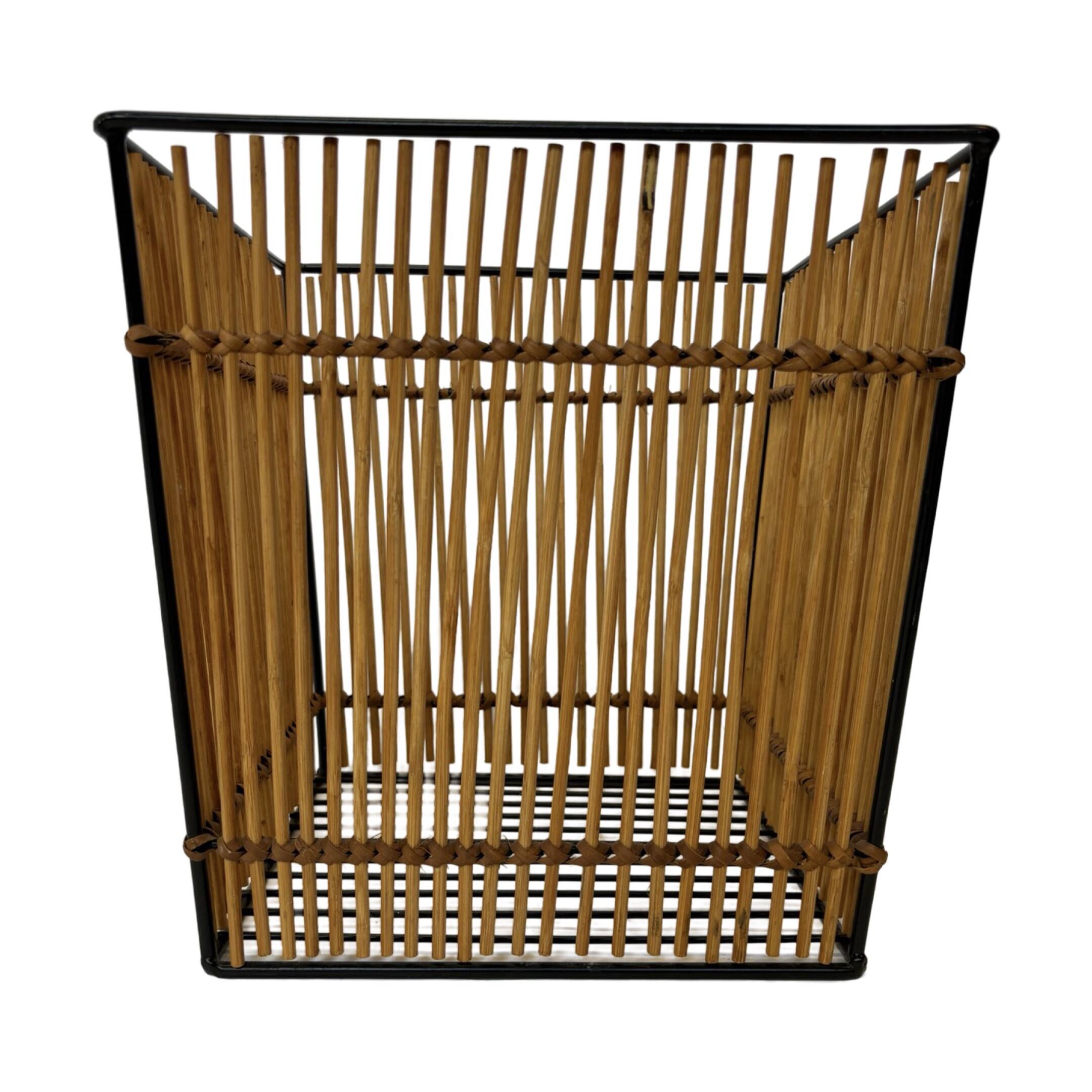 Vintage Rohe Noordwolde rattan basket by Dirk van Sliedrecht 60's Design