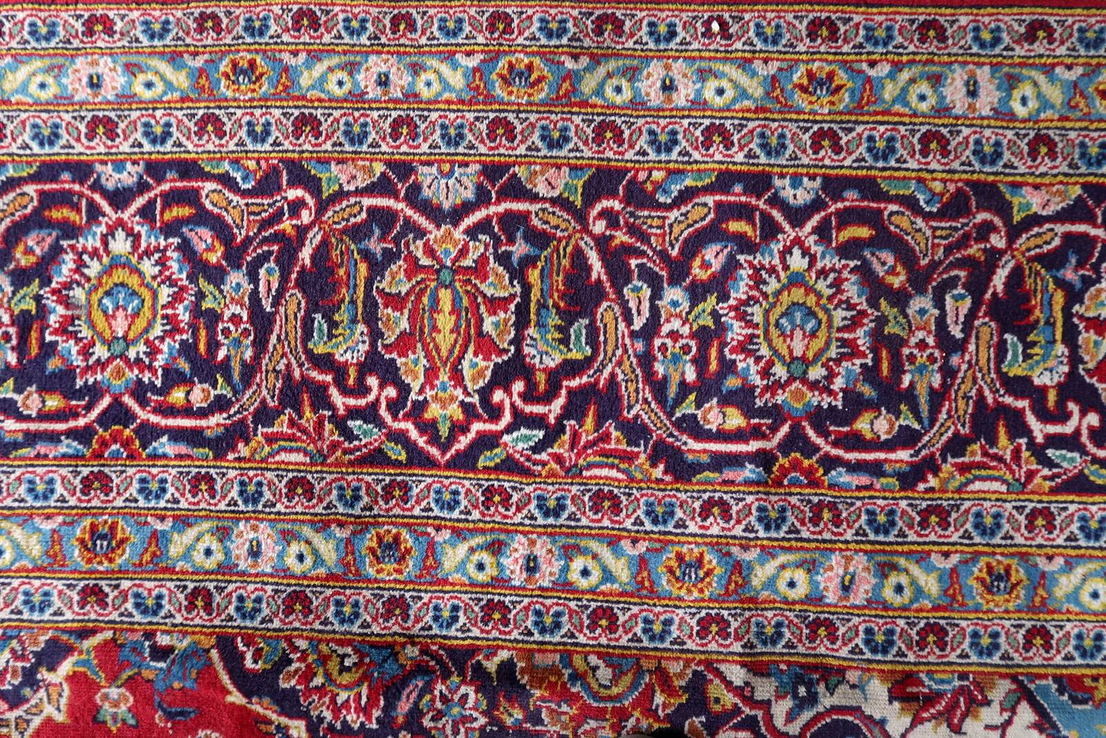 Antique Kashan wool rug, medallion & allover floral, crimson & navy, c. 1920s — 283 × 384 cm — 1C1279