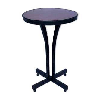 Bistro pedestal table