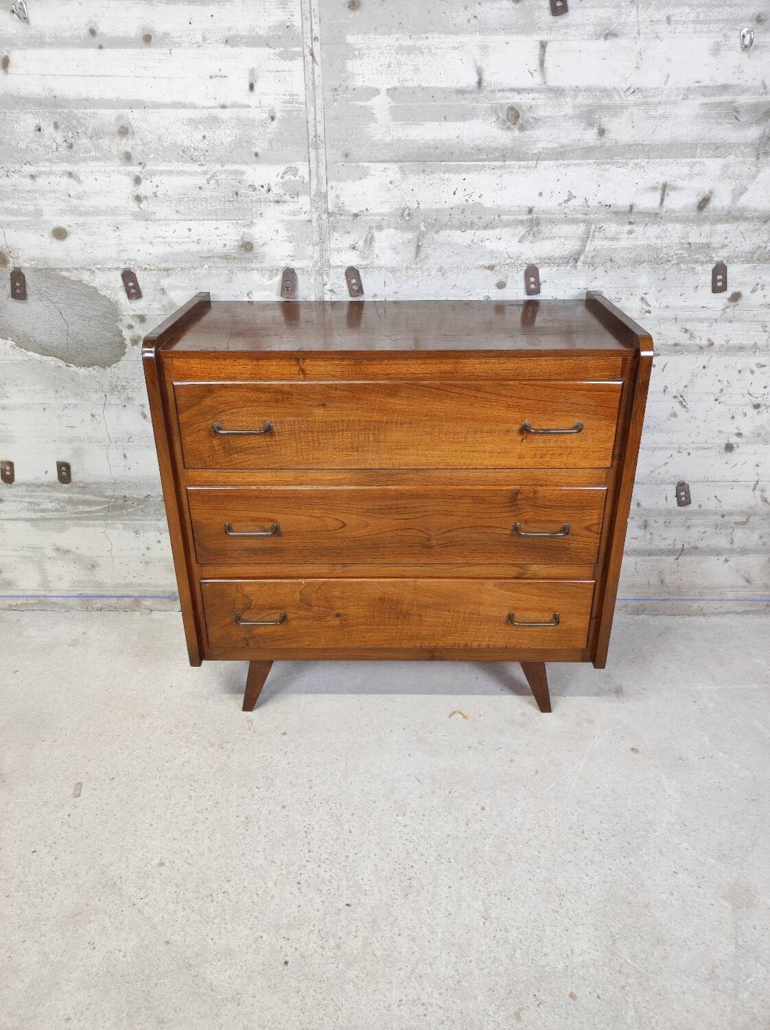 Commode vintage