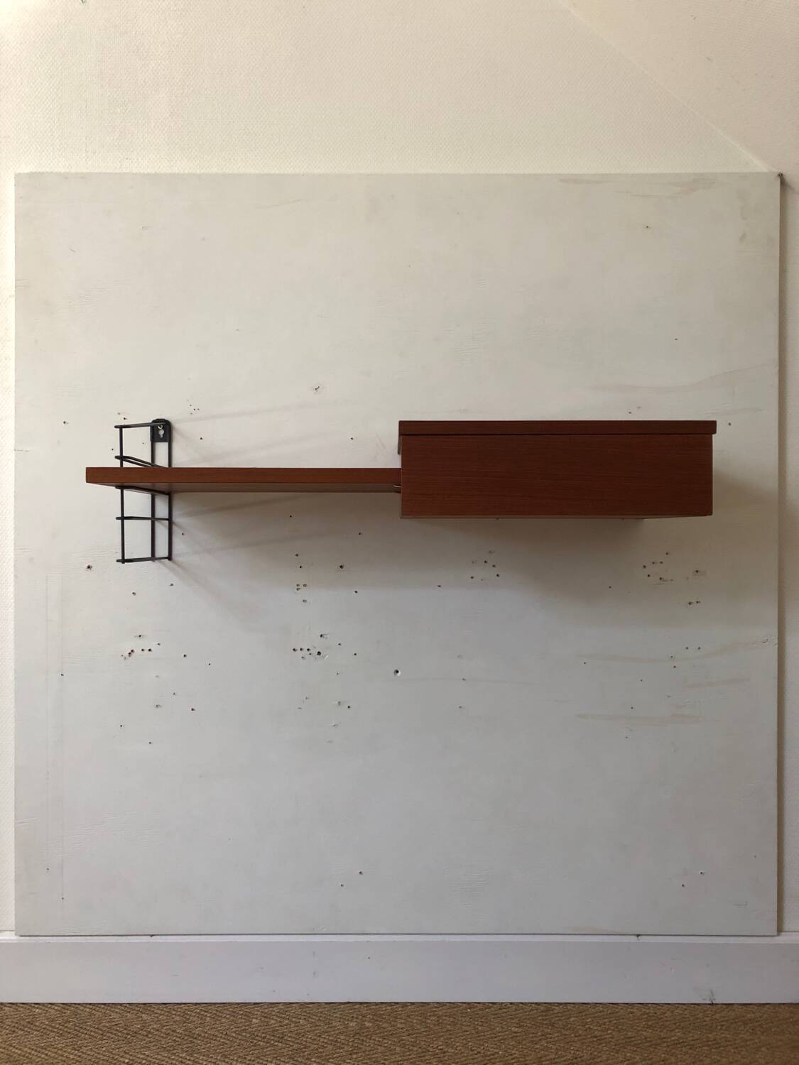 Wall console