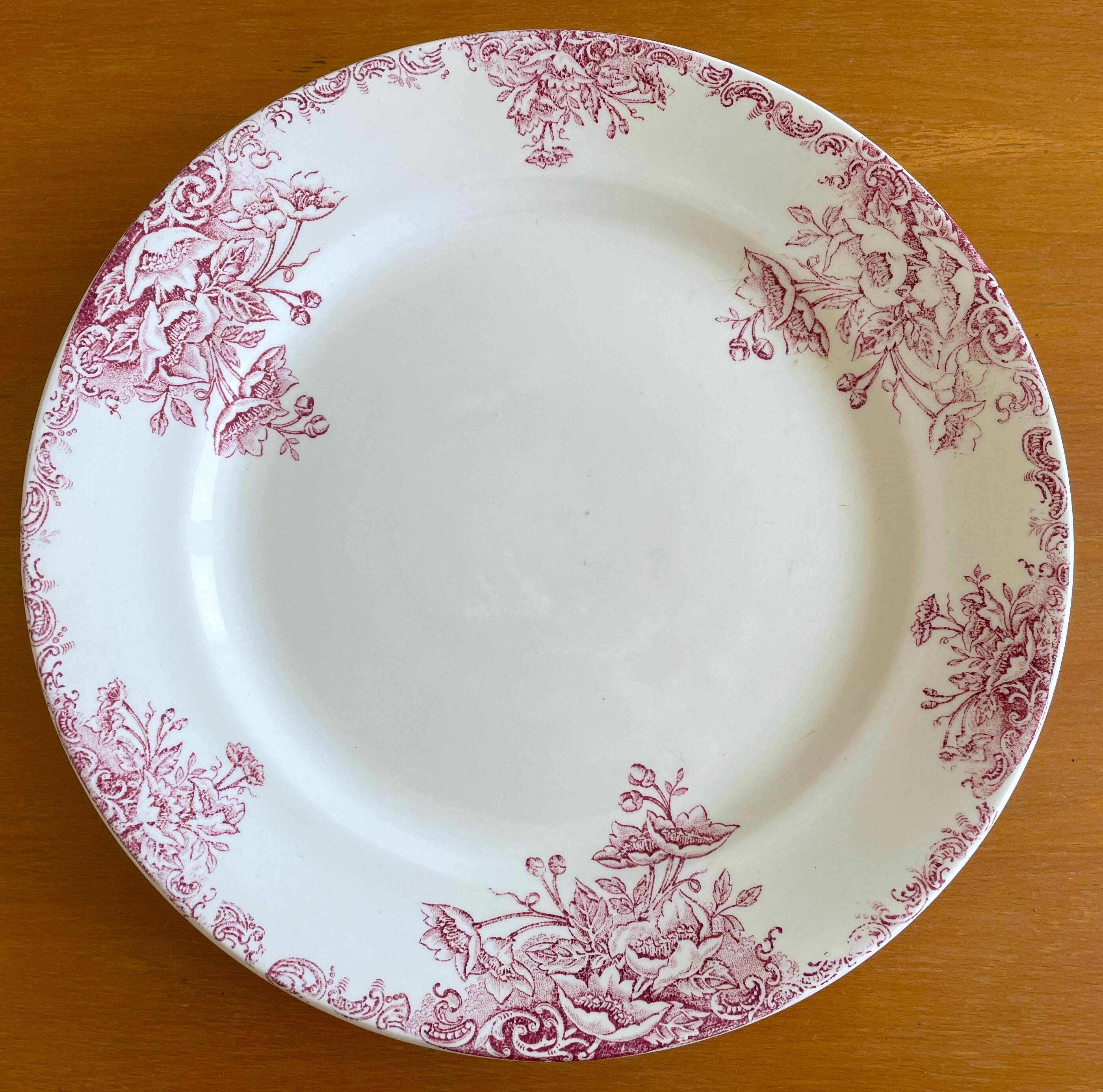 Antique earthenware serving dish - Terre de Fer
