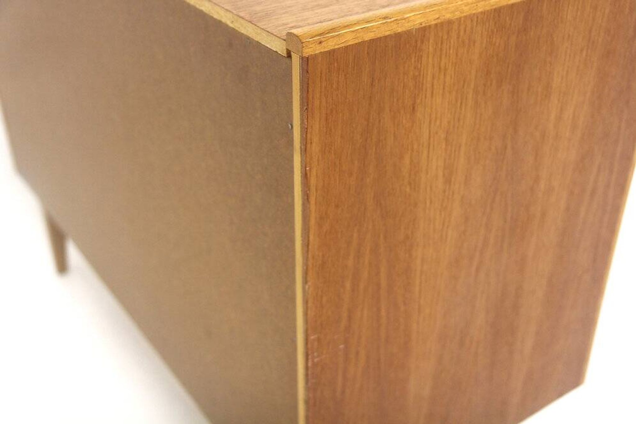 Commode scandinave en teck et en chêne, Suède, 1960