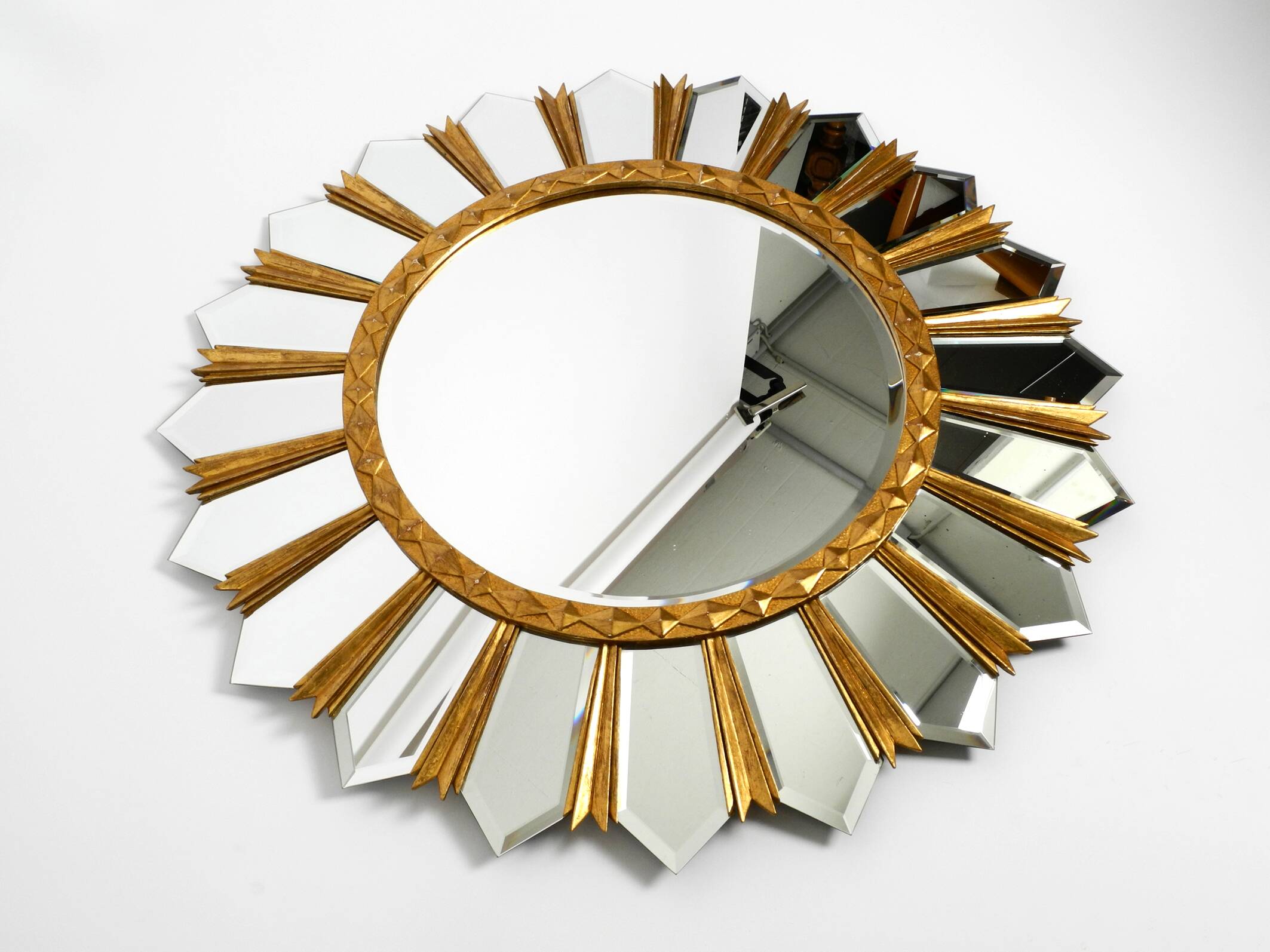 Large gilded Italian XXL Regency Sunburst Wall Mirror | diameter 93 cm