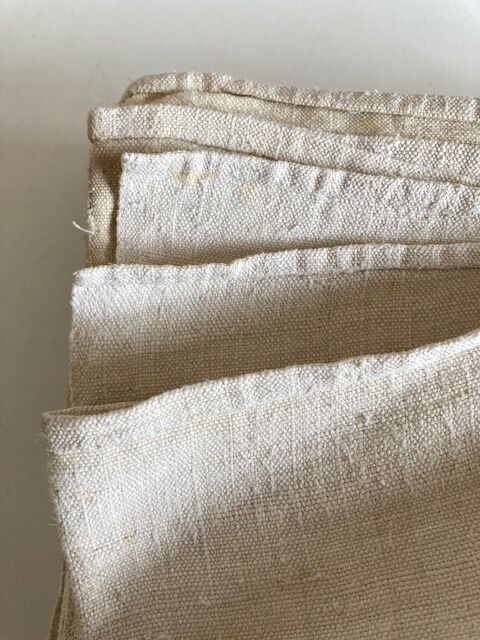 Nappe de ferme 19e en chanvre brut linge de réserve 270cm