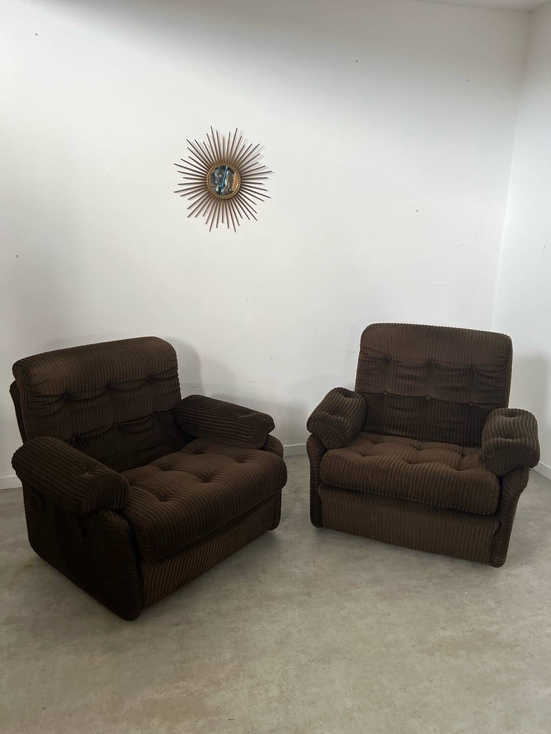 Set of 2 vintage Airborne French design armchairs from the 60s in velvet