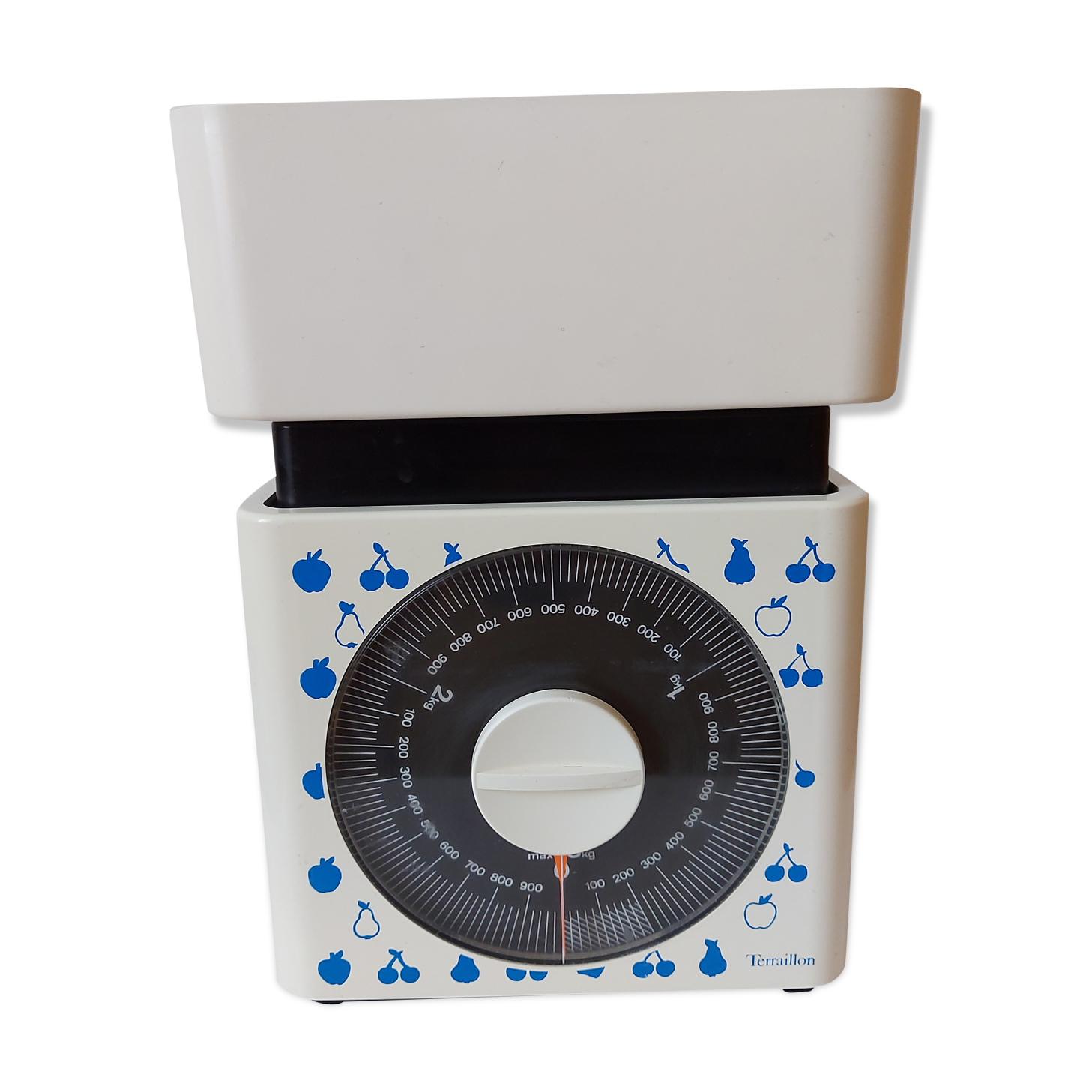 Vintage terraillon scale