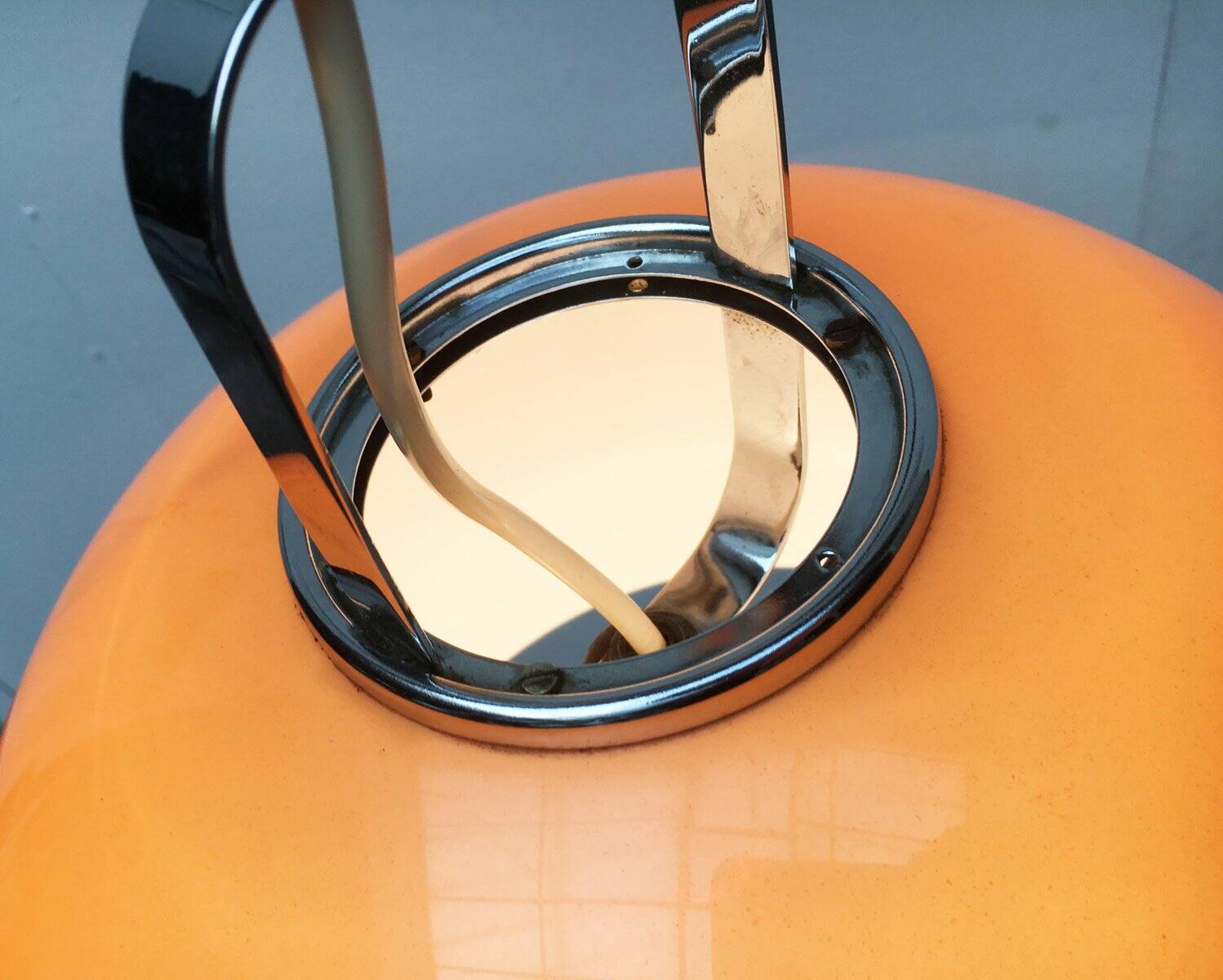 Suspended lamp Zurich Italian from the space age mid-century by Luigi Massoni for Guzzini.