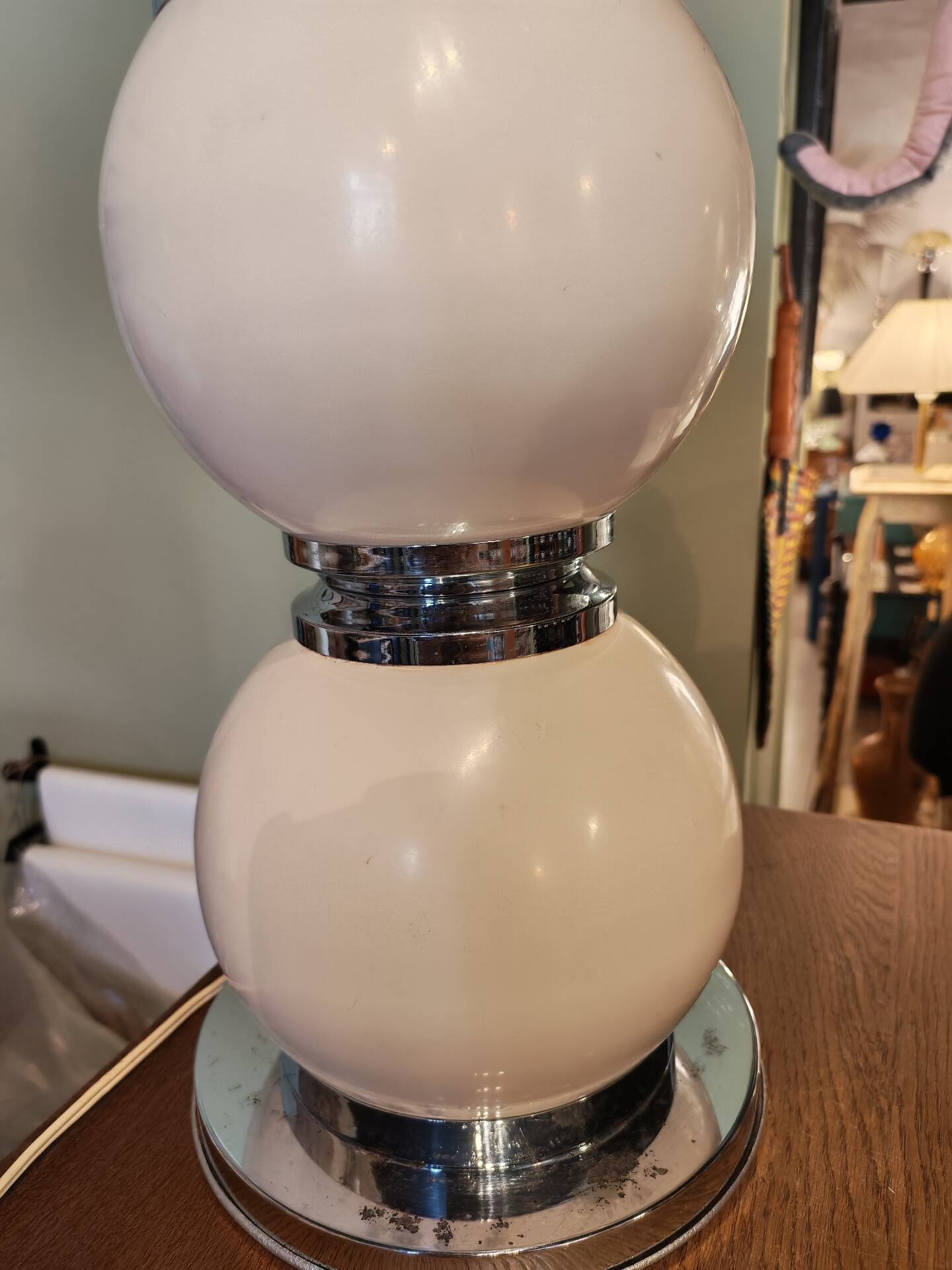 Delmas lamp base model Monteuse